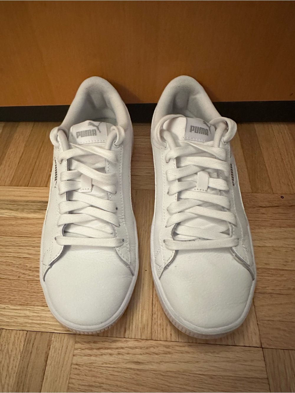 PUMA White Classic Vikky v3 Women’s Leather Sneakers 7.5